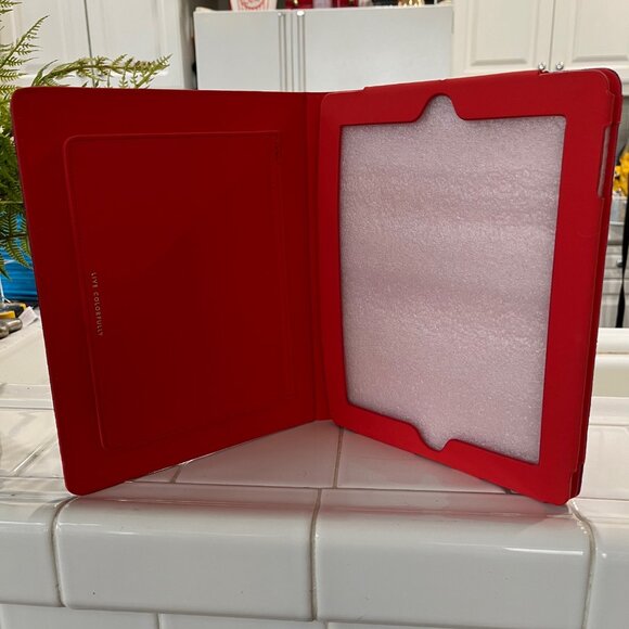 RARE FIND! Kate Spade iPad cover "Get Carried Away" SATC design - Picture 4 of 6